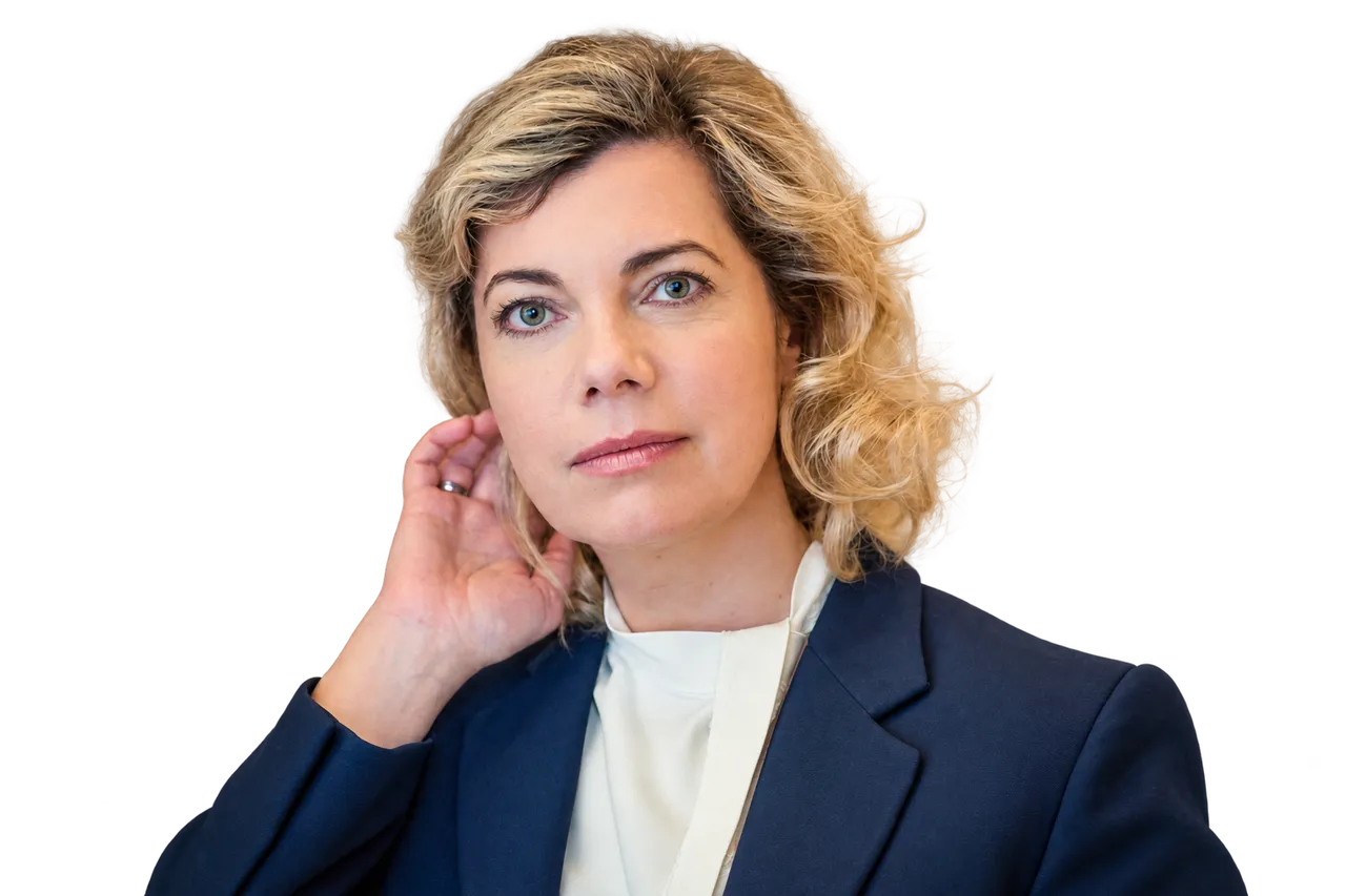Dr. Anastassia Lauterbach